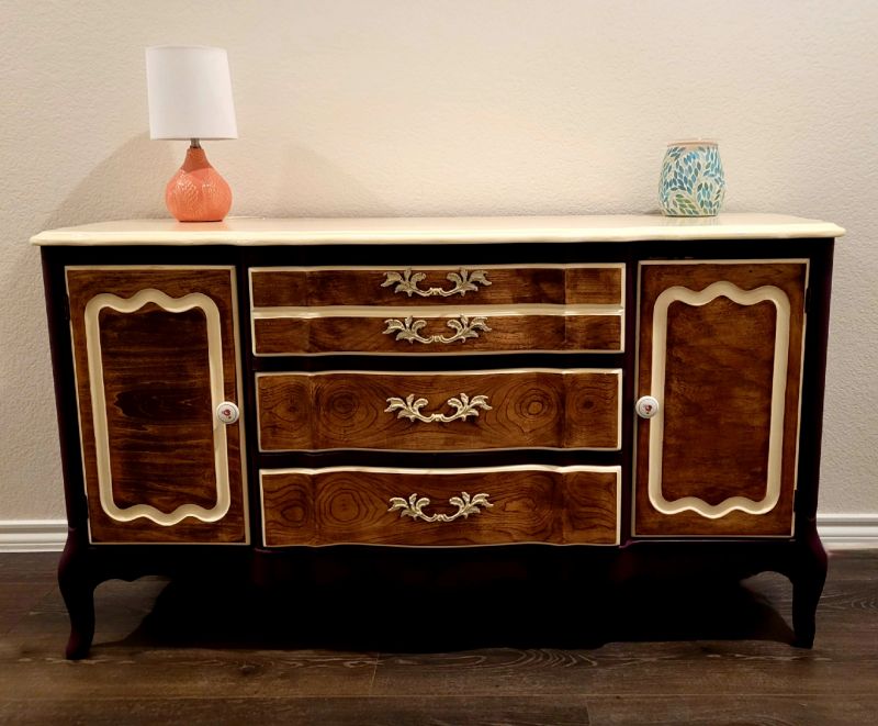 Cabinets Refinishing