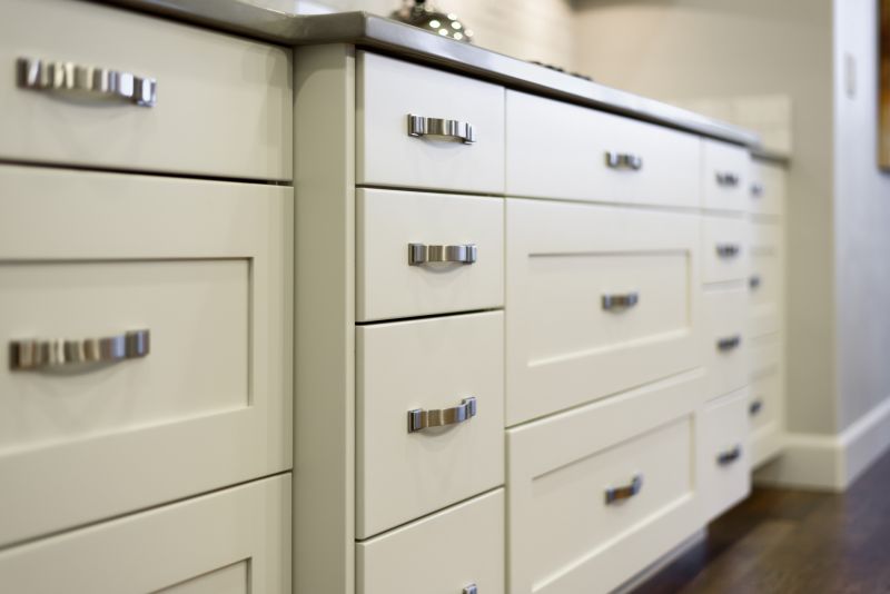 Kitchen Cabinets Refacing